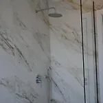 Modern Stay, *