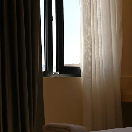 Modern Stay, Tirana