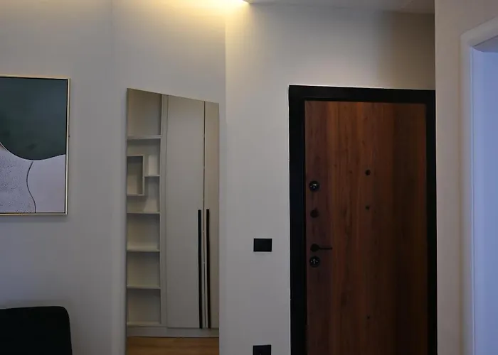 Modern Stay, *