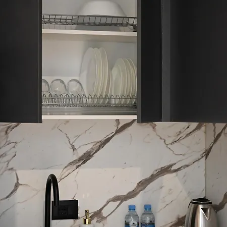 Daire Modern Stay, Tiran