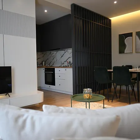 Modern Stay, Tirana
