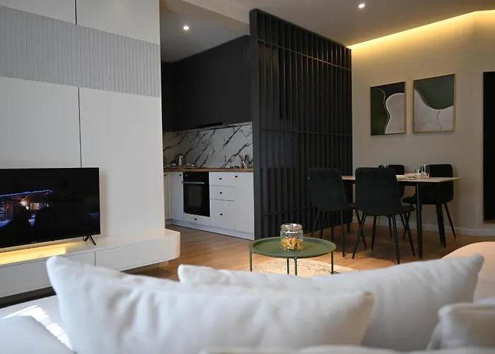 Modern Stay, Tirana